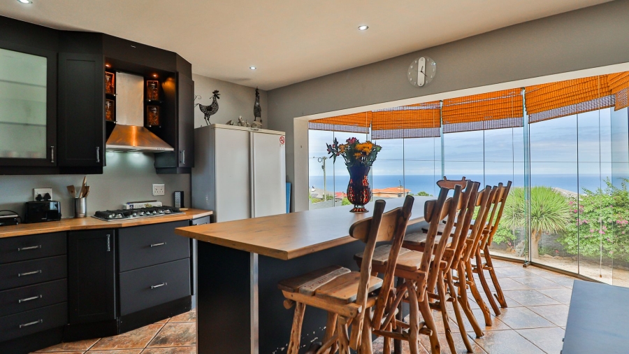  Bedroom Property for Sale in Dana Bay Western Cape